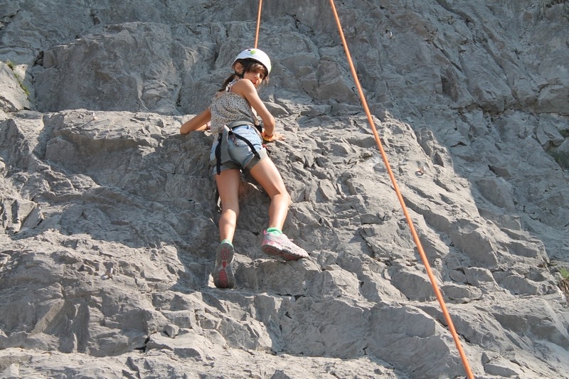 Village Camps International Summer Camp Leysin, Switzerland 2025-08-09 https://www.villagecamps.com/journals_admin/images/691-9-climb (22).jpg